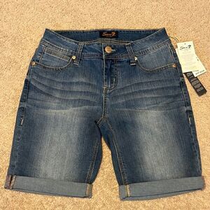 Seven 7 Premium Quality Brand Size 4 NWT Shorts